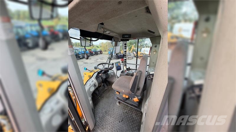 Volvo L 120 F MED LANG ARM, HURTIGSKIFTE OG SKOVL Rataslaadurid