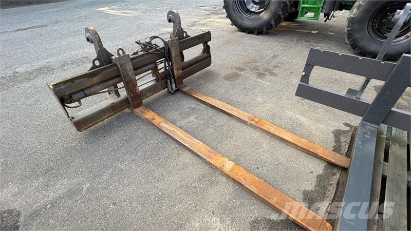 Volvo L 50 H MED SKOVL OG HYDRAULISKE GAFLER! KUN 2700 T Wheel loaders