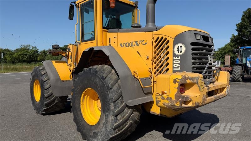 Volvo L 90 E  휠로우더