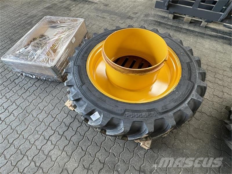 Volvo L 90 H 340/85R38 TVILLINGEHJUL TIL 750/65R26! Incarcator pe pneuri