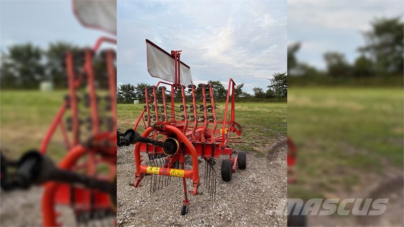 Kuhn GA4121GM مكابس وميبسات التبن