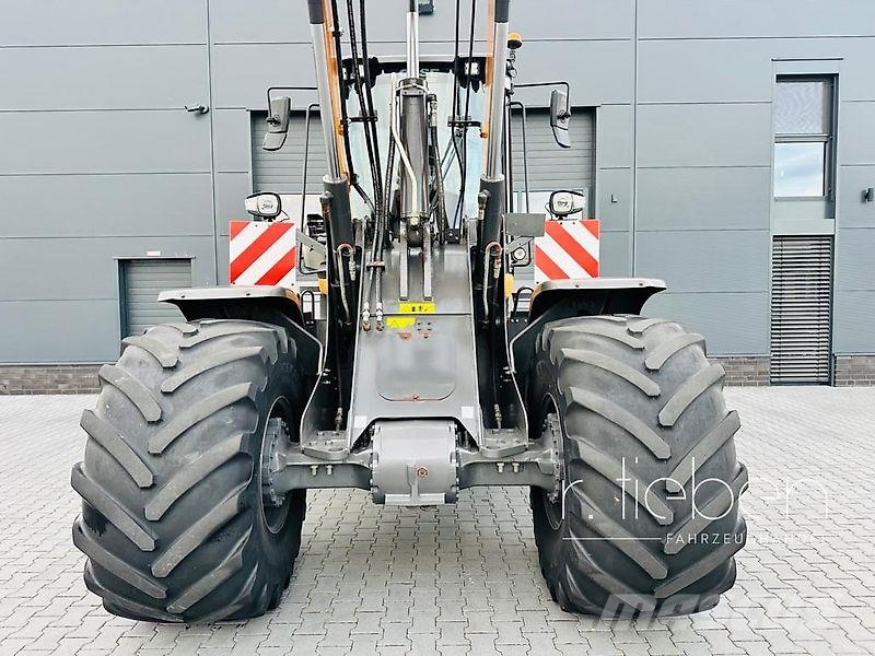CASE 721G XR ( New Holland W170D ) Wielladers