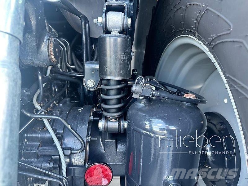 Deutz-Fahr 6115C RV-Shift ( 6125C & 6135C ) mit Frontlader Traktoren