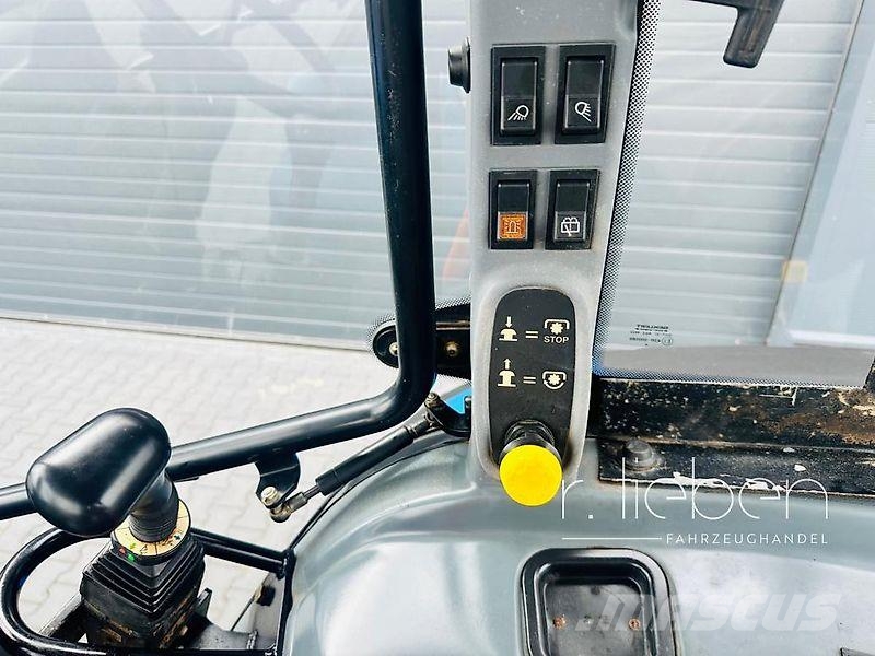 New Holland TL100A ( T5050 - TL90A ) mit Frontlader Traktory