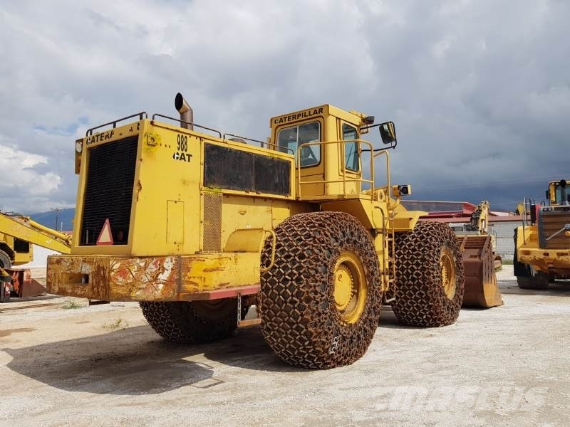 CAT 988B Pyöräkuormaajat
