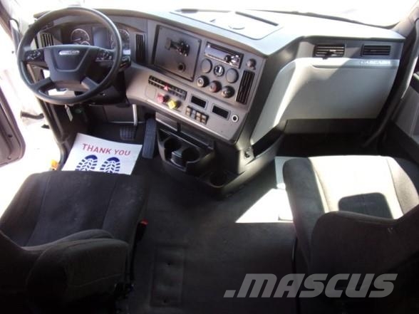 Freightliner CASCADIA 116 Tegljači
