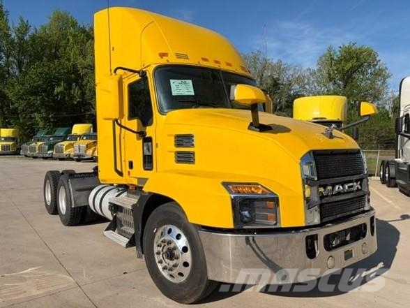Mack ANTHEM 62T Τράκτορες