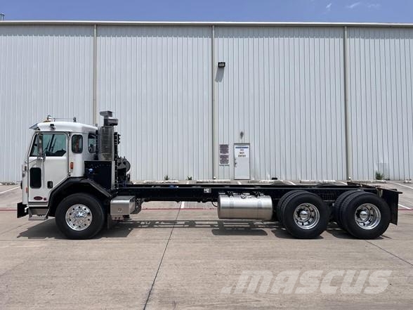 Peterbilt 520 Waste trucks