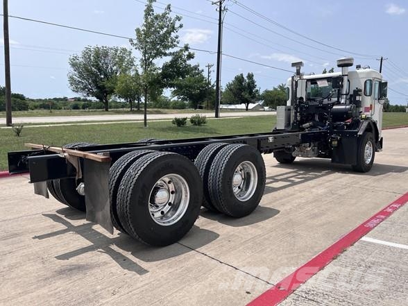 Peterbilt 520 Waste trucks