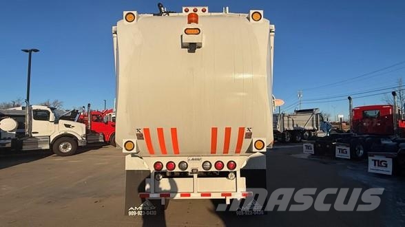 Peterbilt 520 Camiones de basura