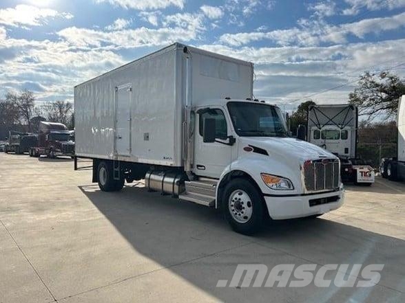 Peterbilt 536 Kofferaufbau