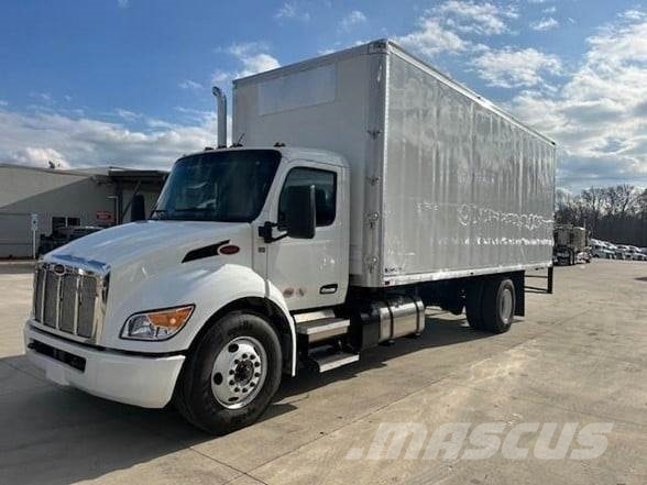 Peterbilt 536 Kofferaufbau