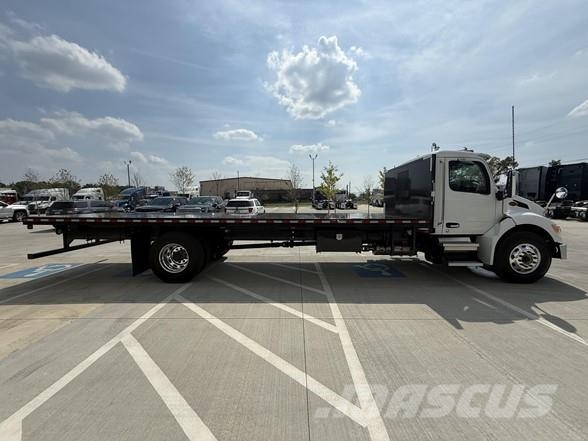 Peterbilt 537 شاحنات مسطحة/مفصلية الجوانب