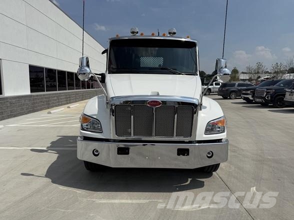 Peterbilt 537 شاحنات مسطحة/مفصلية الجوانب