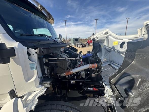 Peterbilt 537 Camiones bañeras basculantes o volquetes