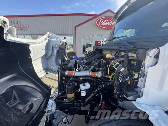Peterbilt 537 Camiones bañeras basculantes o volquetes
