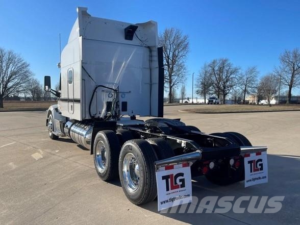 Peterbilt 567 트랙터 유닛