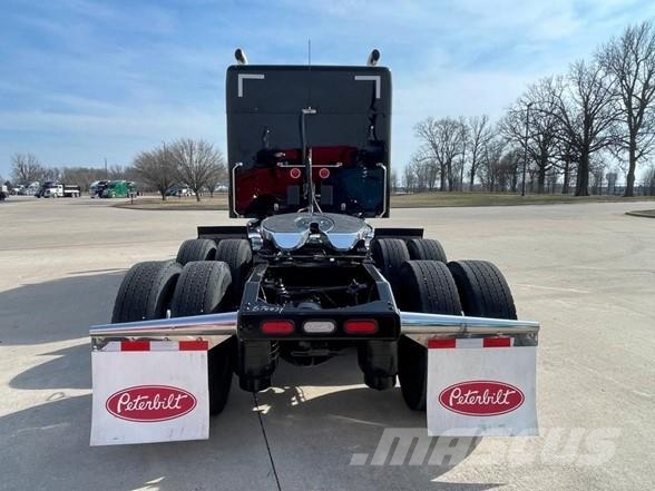 Peterbilt 567 Camiones tractor