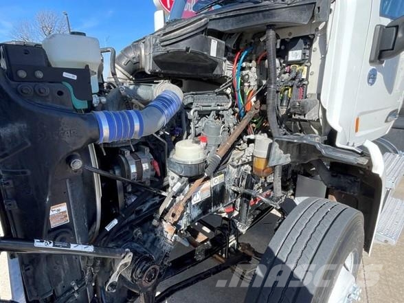 Peterbilt 567 Camiones tractor