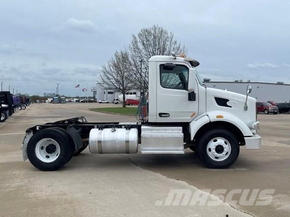Peterbilt 567 Camiones tractor