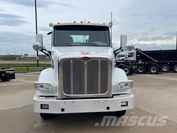 Peterbilt 567 Camiones tractor