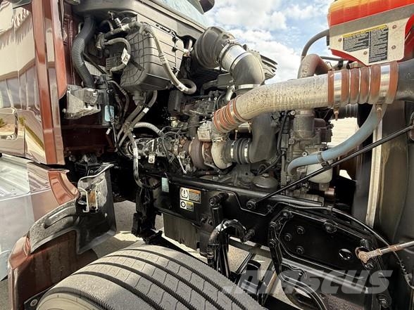 Peterbilt 567 Tegljači