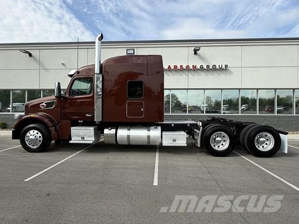 Peterbilt 567 Tegljači
