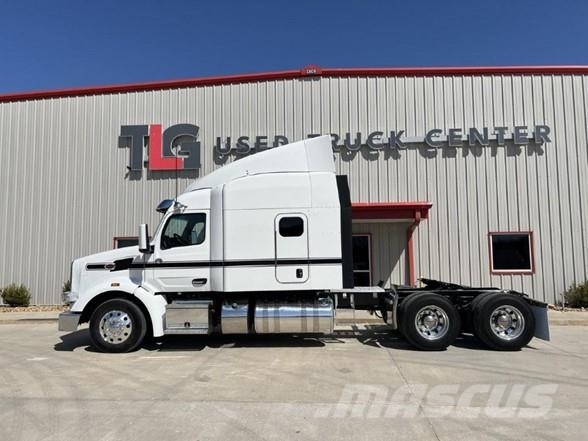 Peterbilt 567 Camiones tractor