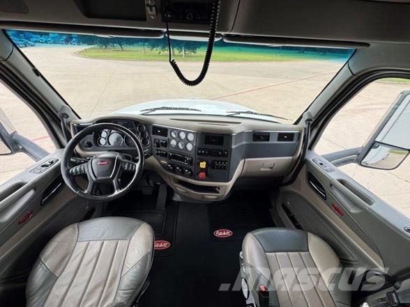 Peterbilt 567 트랙터 유닛