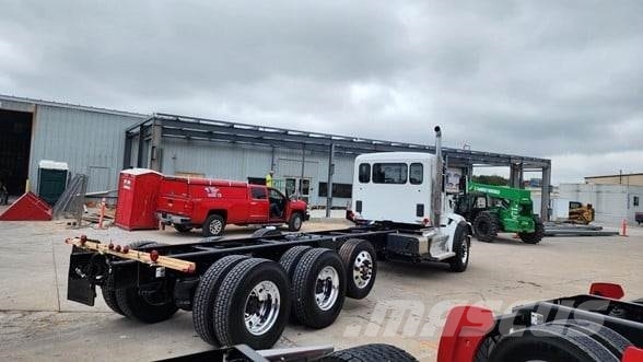 Peterbilt 567 垃圾車