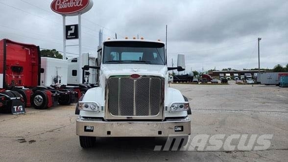 Peterbilt 567 垃圾車