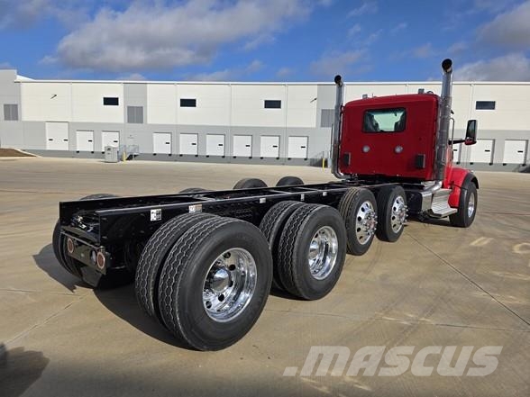 Peterbilt 567 Construction - Autres