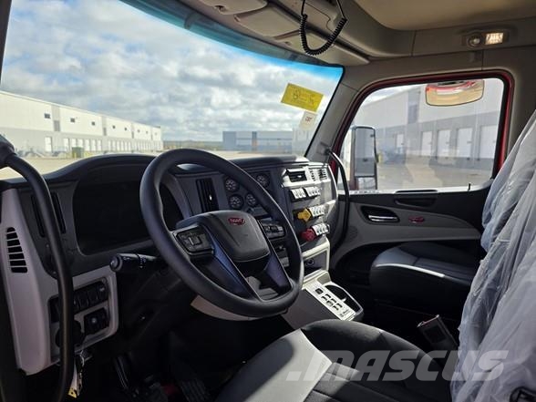 Peterbilt 567 Construction - Autres
