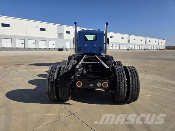 Peterbilt 567 Construction - Autres