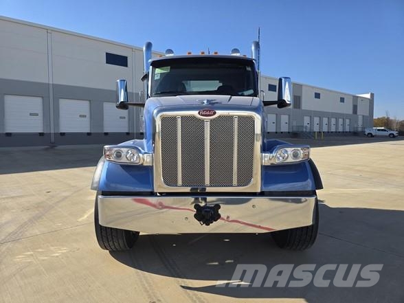 Peterbilt 567 Construction - Autres