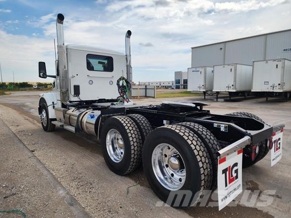 Peterbilt 567 트랙터 유닛