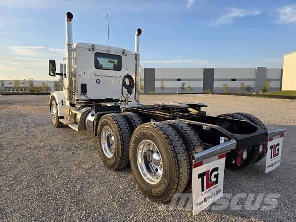 Peterbilt 567 트랙터 유닛