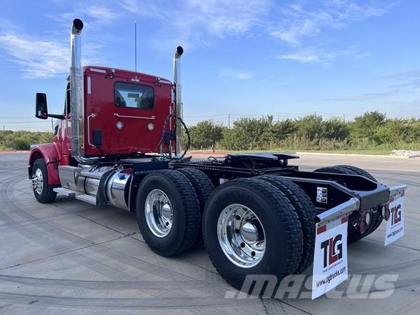 Peterbilt 567 트랙터 유닛