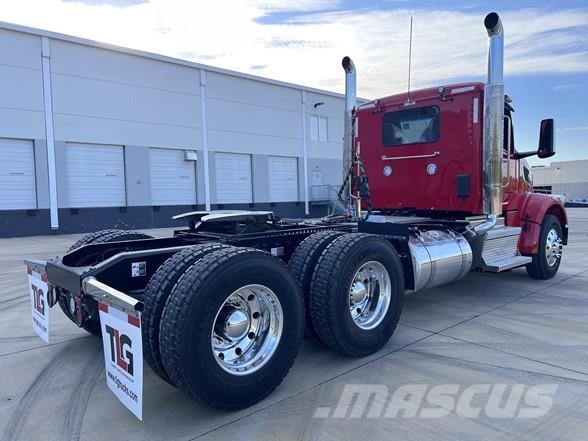 Peterbilt 567 트랙터 유닛