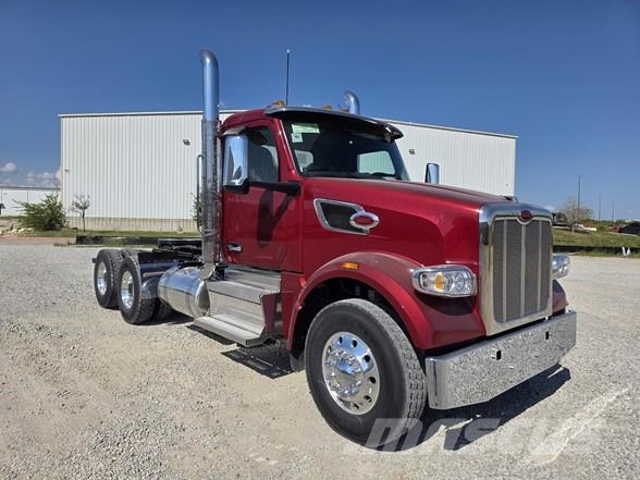 Peterbilt 567 트랙터 유닛
