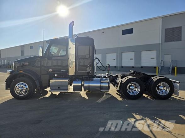 Peterbilt 567 트랙터 유닛