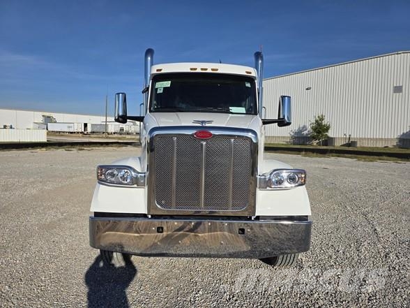 Peterbilt 567 트랙터 유닛