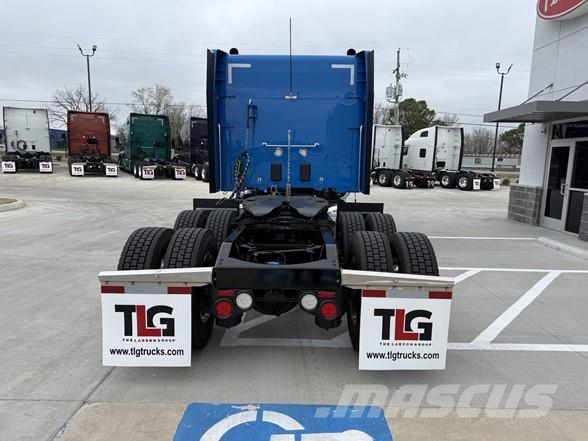 Peterbilt 567 Camiones tractor