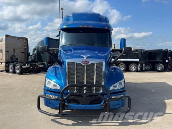 Peterbilt 579 وحدات الجر