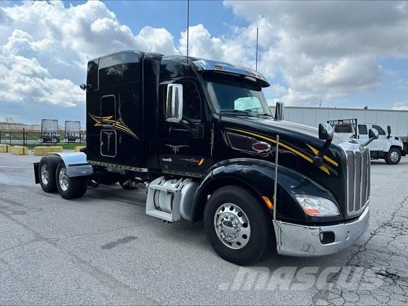 Peterbilt 579 وحدات الجر