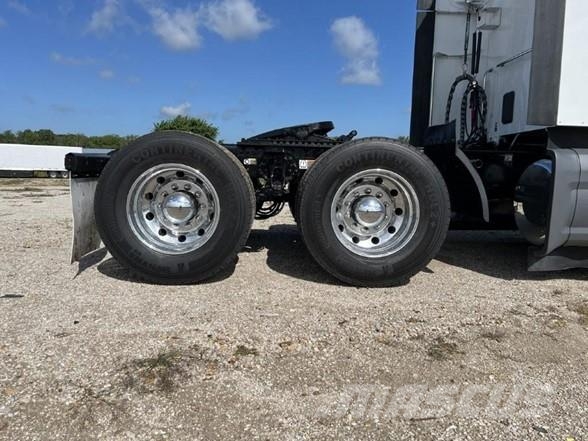 Peterbilt 579 وحدات الجر