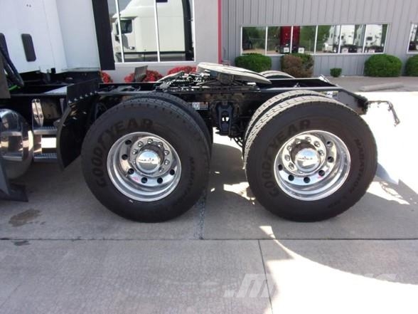 Peterbilt 579 وحدات الجر
