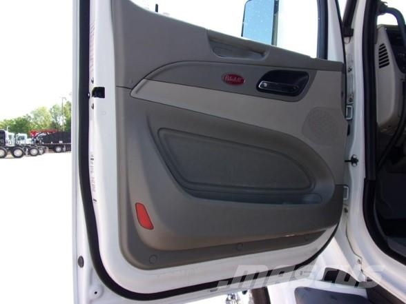 Peterbilt 579 وحدات الجر