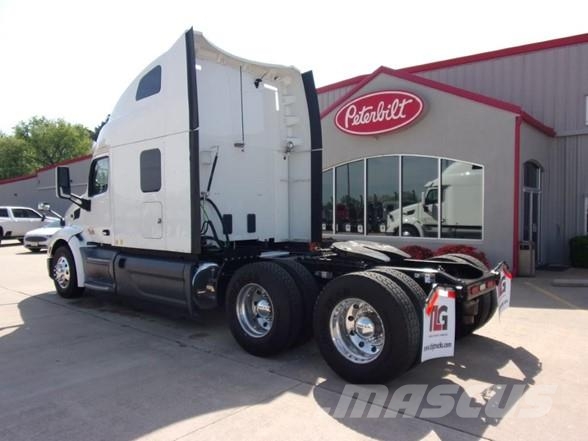 Peterbilt 579 وحدات الجر