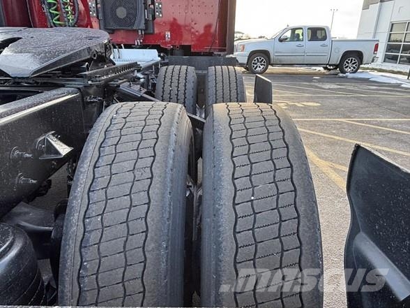 Peterbilt 579 وحدات الجر